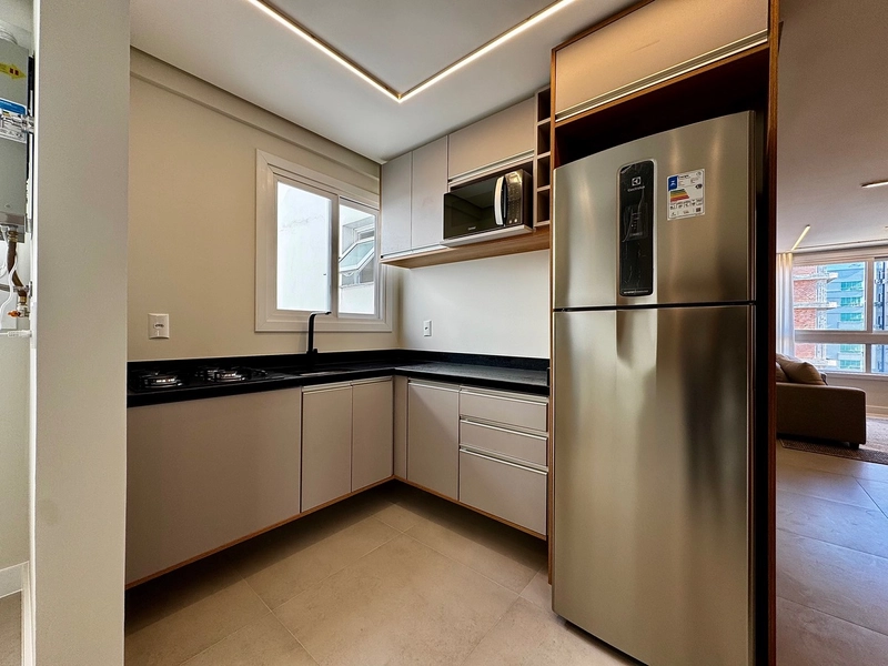 Apartamento 2 Dormitórios com Suíte | A 1 Quadra do Mar | Zona Nova –: 8ª foto da galeria de imagens do imóvel