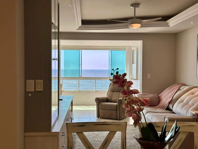 APARTAMENTO À VENDA  BEIRA MAR: 3ª foto da galeria de imagens do imóvel