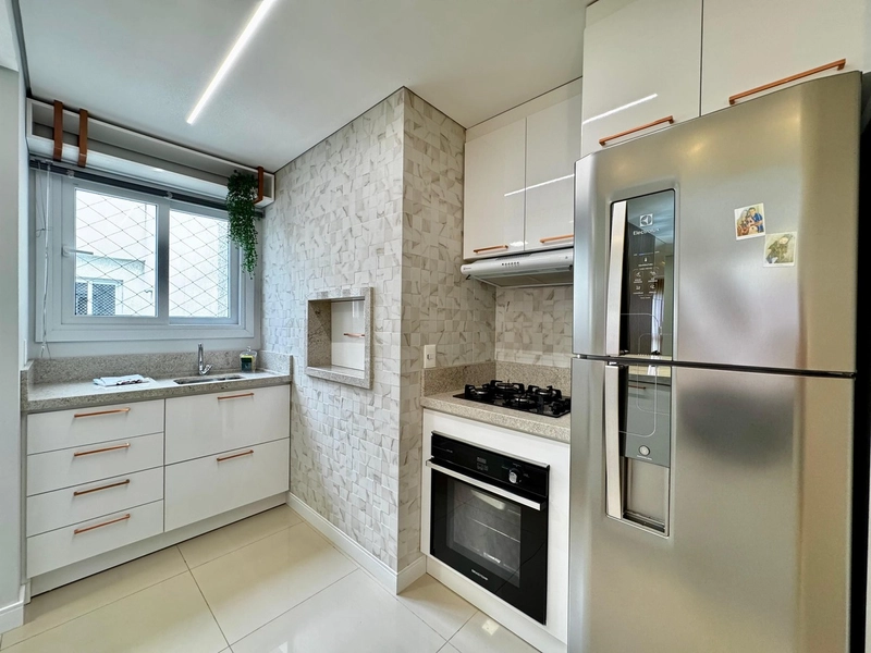 Apartamento e 02 dormitórios no Navegantes com Infraestrutura completa: 3ª foto da galeria de imagens do imóvel