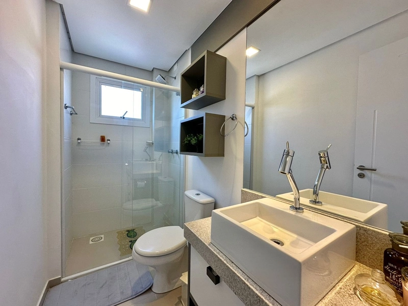 APARTAMENTO COM VISTA PARA O MAR: 18ª foto da galeria de imagens do imóvel