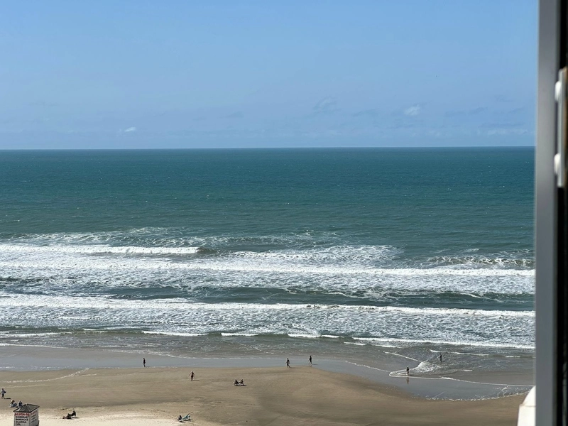 APARTAMENTO COM VISTA PARA O MAR: 7ª foto da galeria de imagens do imóvel