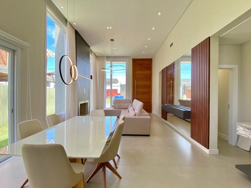 MAGNIFICA CASA NO CONDOMINIO QUE MAIS CRESCE EM CAPÃO DA CANOA: 5ª foto da galeria de imagens do imóvel