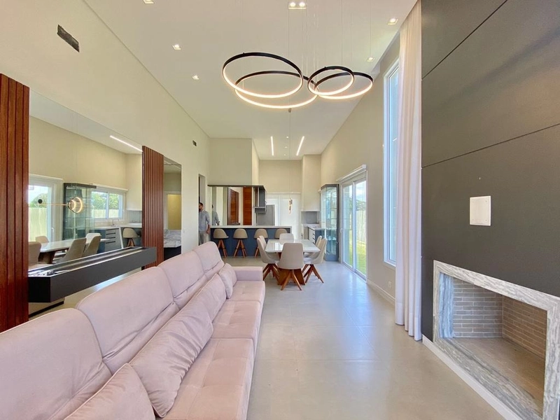 MAGNIFICA CASA NO CONDOMINIO QUE MAIS CRESCE EM CAPÃO DA CANOA: 3ª foto da galeria de imagens do imóvel
