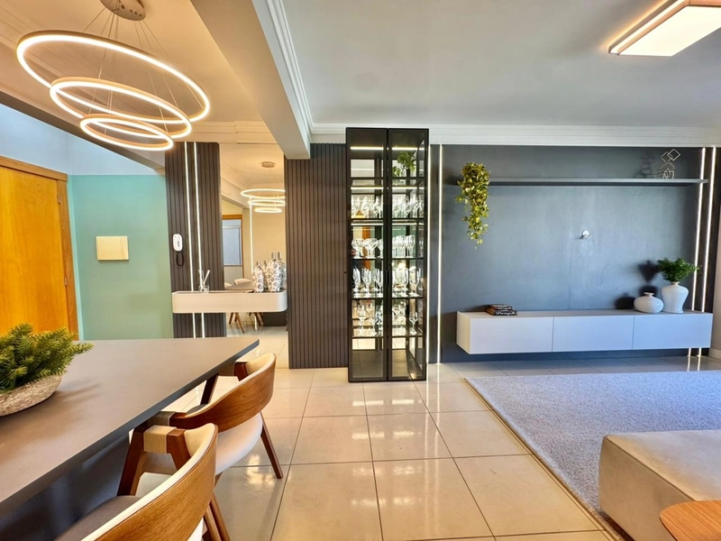 APARTAMENTO À VENDA COM AMPLA SACADA LESTE: 9ª foto da galeria de imagens do imóvel