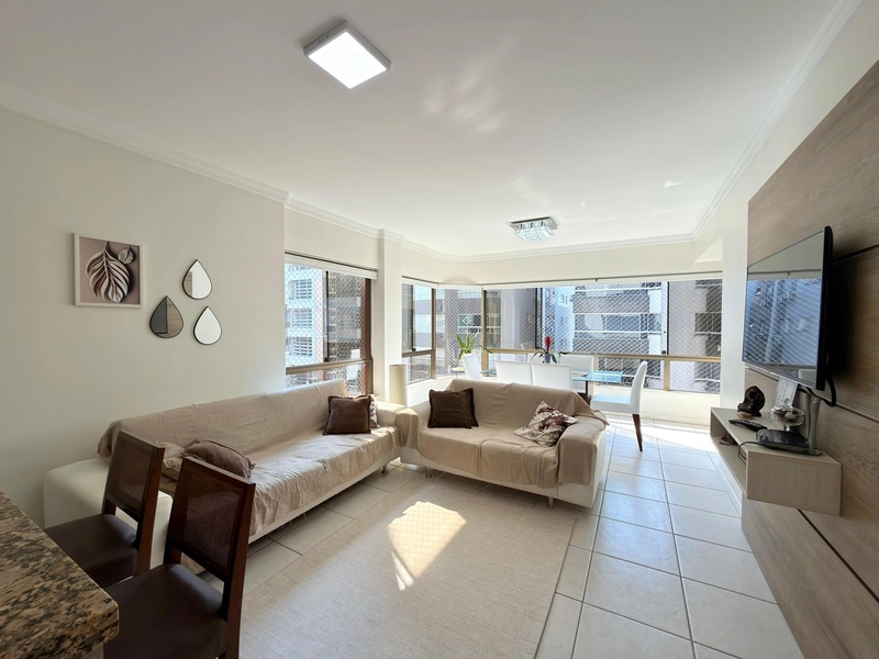 APARTAMENTO À VENDA EM CAPÃO DA CANOA: 1ª foto da galeria de imagens do imóvel