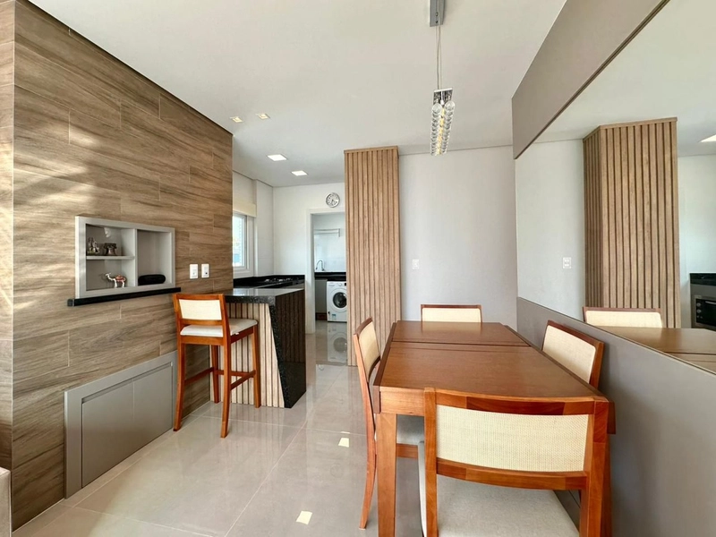 APARTAMENTO À VENDA , SACADA DE FRENTE: 6ª foto da galeria de imagens do imóvel