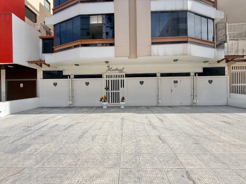 SACADA COM CHURRASQUEIRA E TERRAÇO: 41ª foto da galeria de imagens do imóvel