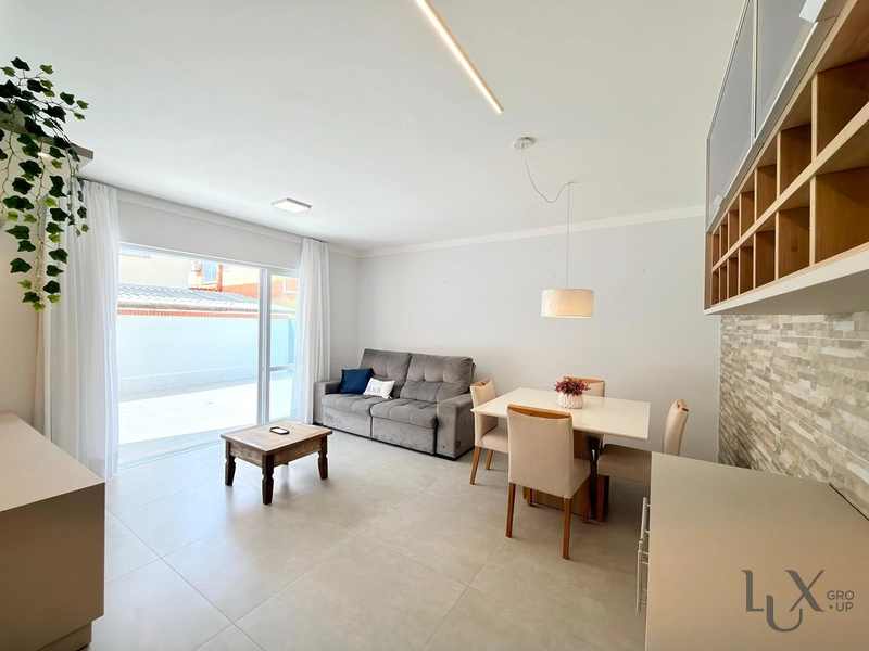 BELÍSSIMO APARTAMENTO COM TERRAÇO PRIVATIVO À VENDA EM CAPÃO DA CANOA!: 1ª foto da galeria de imagens do imóvel
