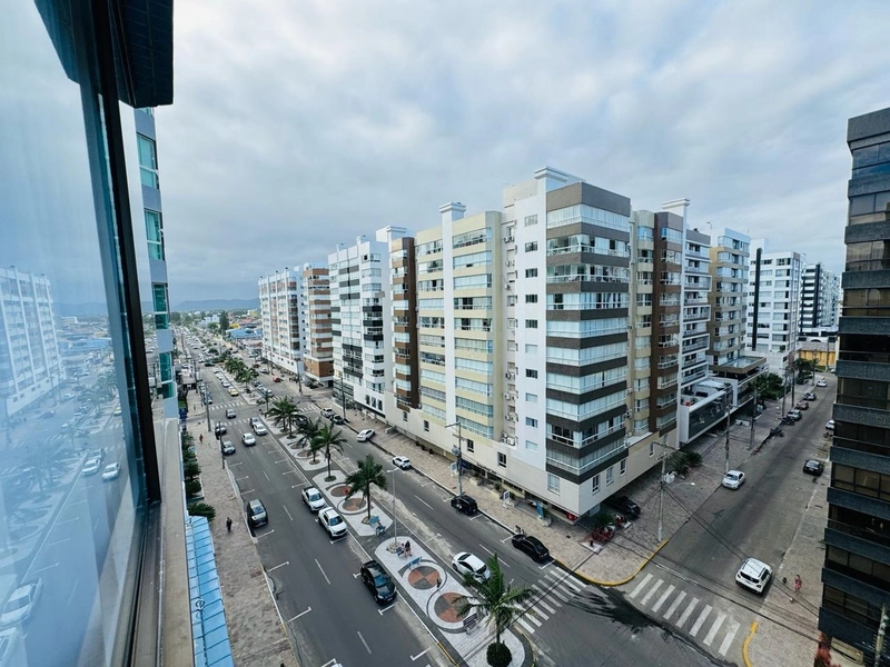 VISTA PARA O MAR, SACADA DE FRENTE PARA AVENIDA UBIRAJARA (SANTINHA).: 4ª foto da galeria de imagens do imóvel