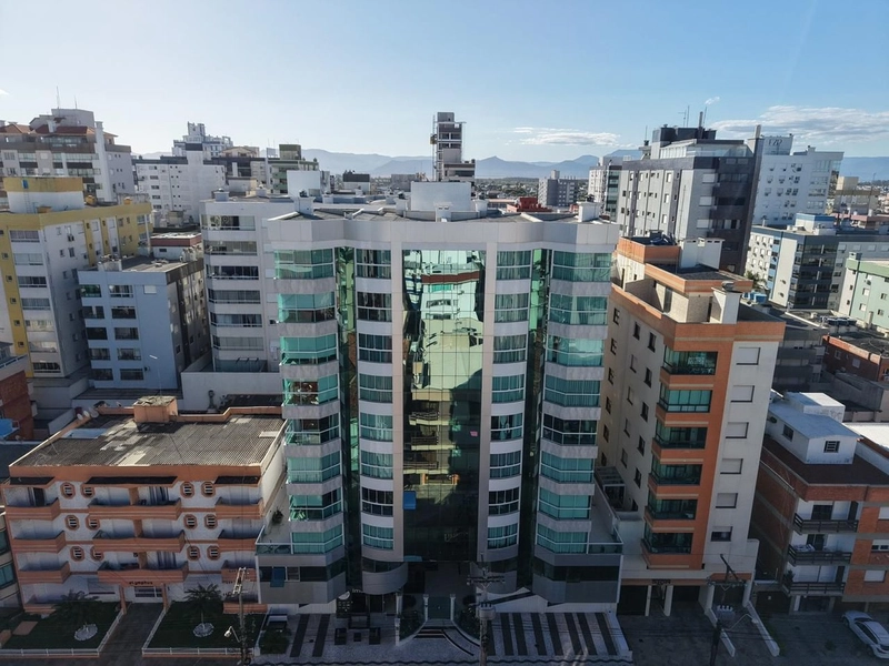 APARTAMENTO À VENDA NO CENTRO: 19ª foto da galeria de imagens do imóvel