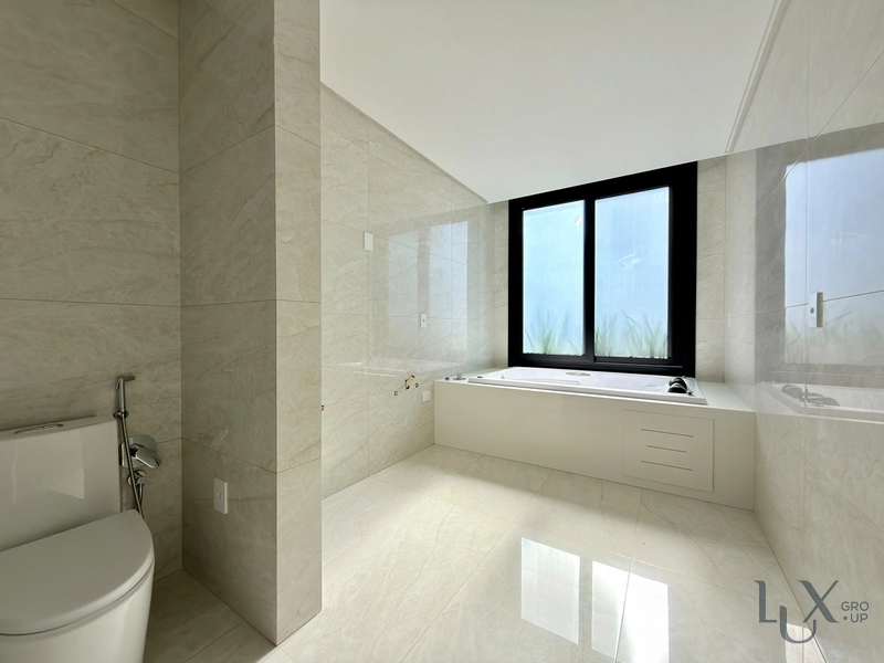SOBRADO NEOCLÁSSICO À VENDA! 5 SUÍTES • ACESSO À LAGOA • 401 M²: 34ª foto da galeria de imagens do imóvel