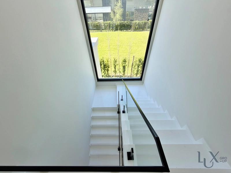 SOBRADO NEOCLÁSSICO À VENDA! 5 SUÍTES • ACESSO À LAGOA • 401 M²: 40ª foto da galeria de imagens do imóvel