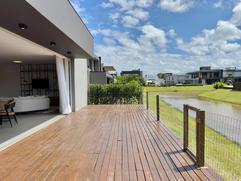 Casa Mobiliada com 4 Suítes à Beira do Lago no Capão Ilhas Resort: 12ª foto da galeria de imagens do imóvel
