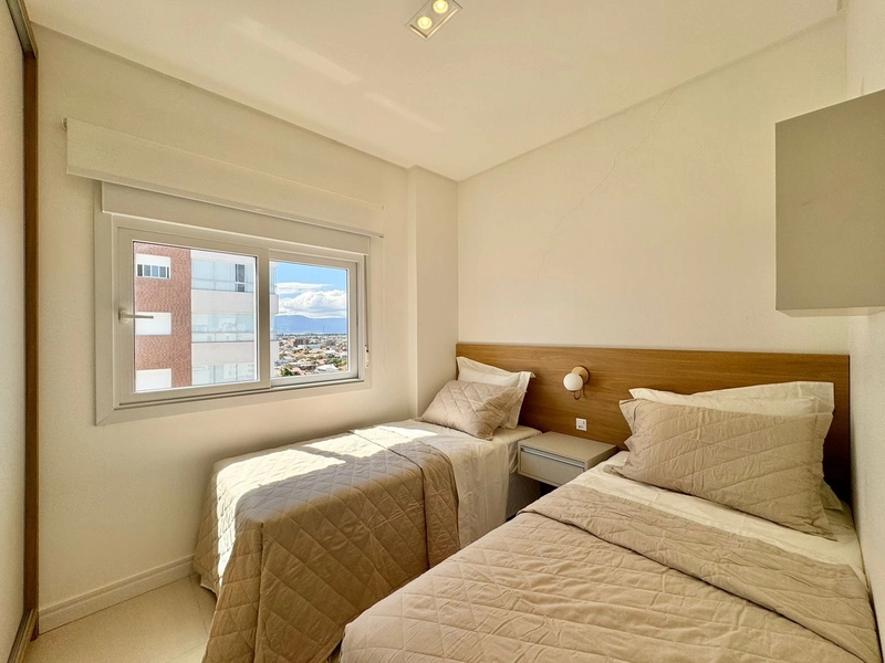 Apartamento de frente com vista mar e serra: 10ª foto da galeria de imagens do imóvel