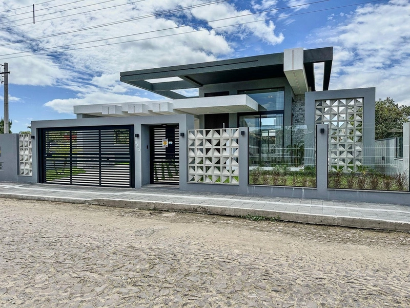 LINDA MANSÃO COM ACABAMENTO DE ALTÍSSIMO PADRÃO EM ATLÂNTIDA!!!: 1ª foto da galeria de imagens do imóvel
