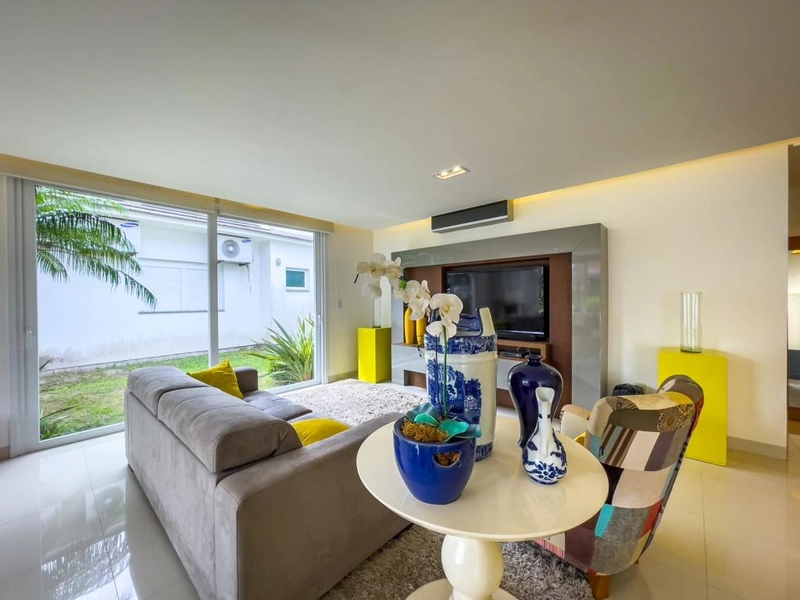 CASA TÉRRE BEM LOCALIZADA: 10ª foto da galeria de imagens do imóvel