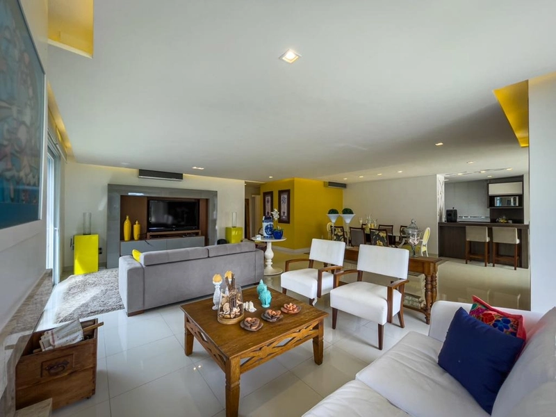 CASA TÉRRE BEM LOCALIZADA: 11ª foto da galeria de imagens do imóvel