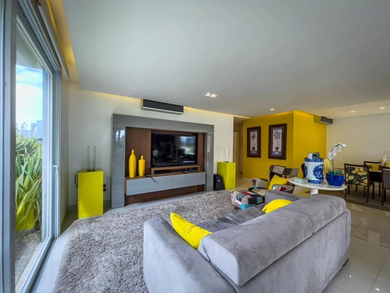 CASA TÉRRE BEM LOCALIZADA: 7ª foto da galeria de imagens do imóvel