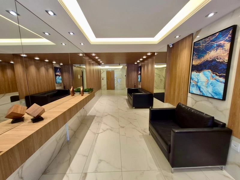 AMPLO APARTAMENTO DE 03 DORMITÓRIOS A UMA QUADRA DO MAR: 15ª foto da galeria de imagens do imóvel