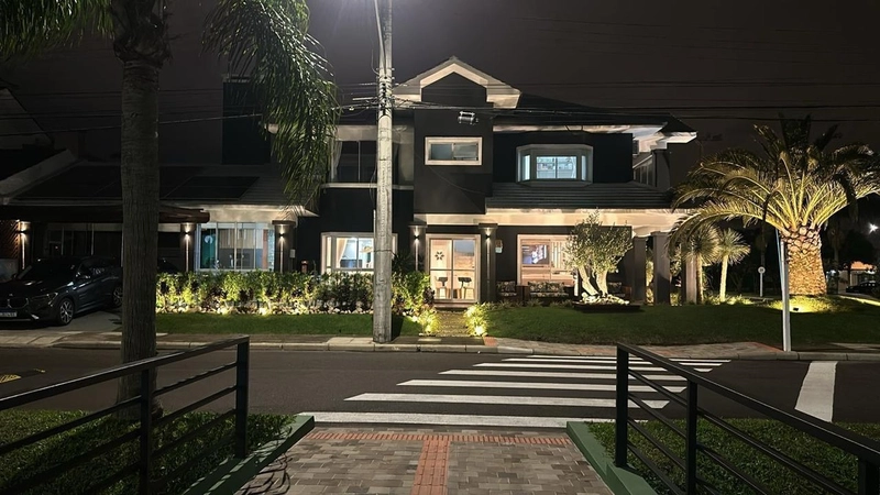 SOBRADO DE ESQUINA À VENDA NO CONDADO DE CAPÃO !!!!!!: 1ª foto da galeria de imagens do imóvel