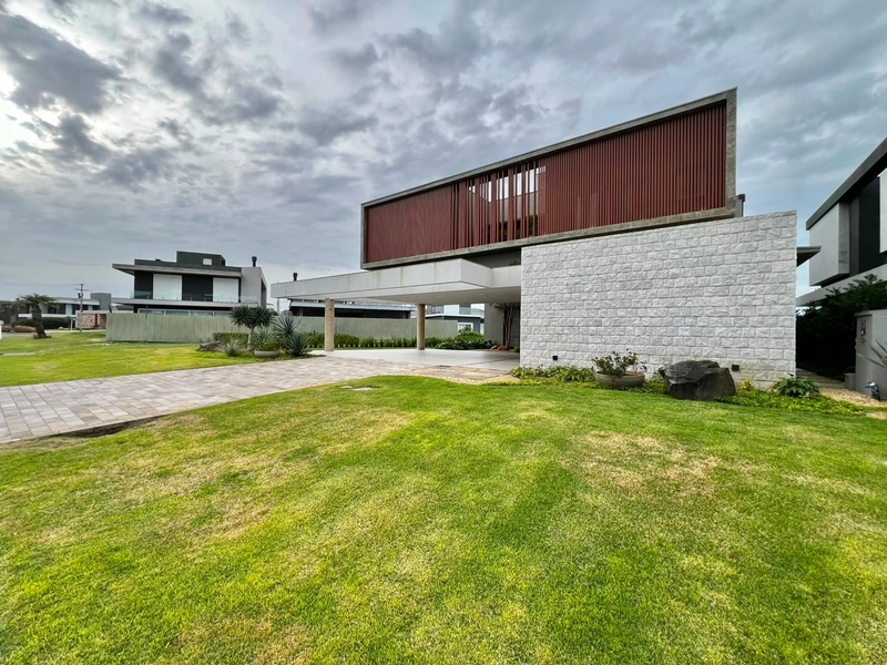 EXCELENTE OPORTUNIDADE EM CONDOMINIO BEIRA MAR DE ALTISSIMO PADRÃO: 30ª foto da galeria de imagens do imóvel