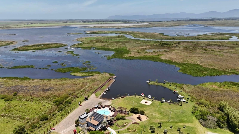 CASA À VENDA, CONDOMÍNIO  LAGOA DO PASSO: 2ª foto da galeria de imagens do imóvel