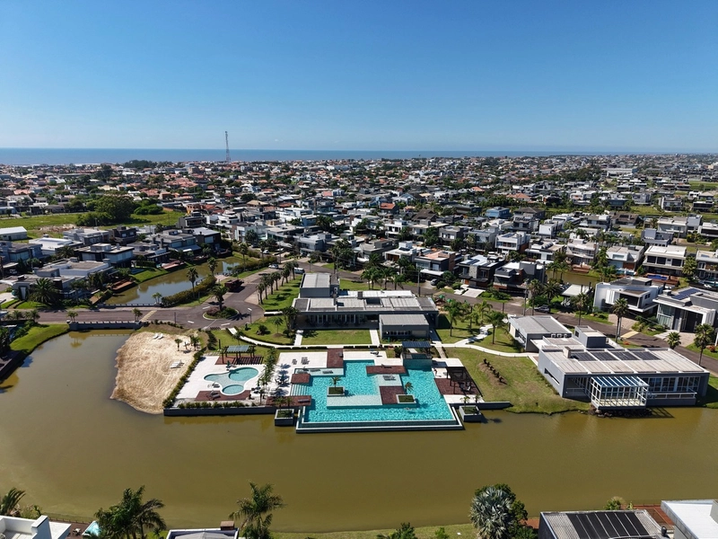 CONDOMÍNIO MALIBU BEACH SOBRADO BEIRA LAGO  À VENDA!!!: 50ª foto da galeria de imagens do imóvel
