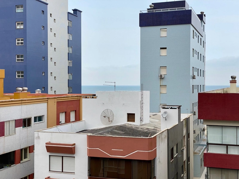 SACADA DE FRENTE UMA QUADRA DO MAR: 7ª foto da galeria de imagens do imóvel