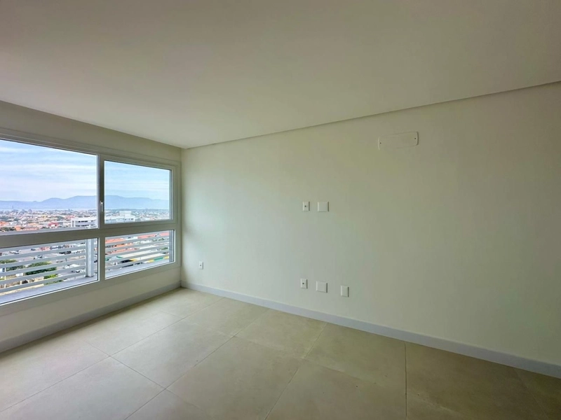 APARTAMENTO À VENDA  Bairro Navegantes  SACADA DE FRENTE: 1ª foto da galeria de imagens do imóvel