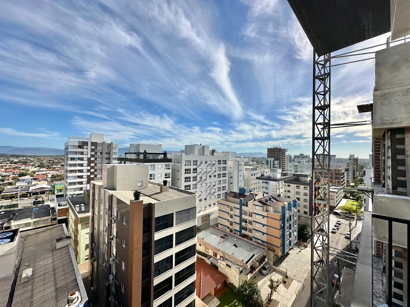 SACADA DE FRENTE JUNTO A PRAÇA COM INFRAESTRUTURA: 12ª foto da galeria de imagens do imóvel