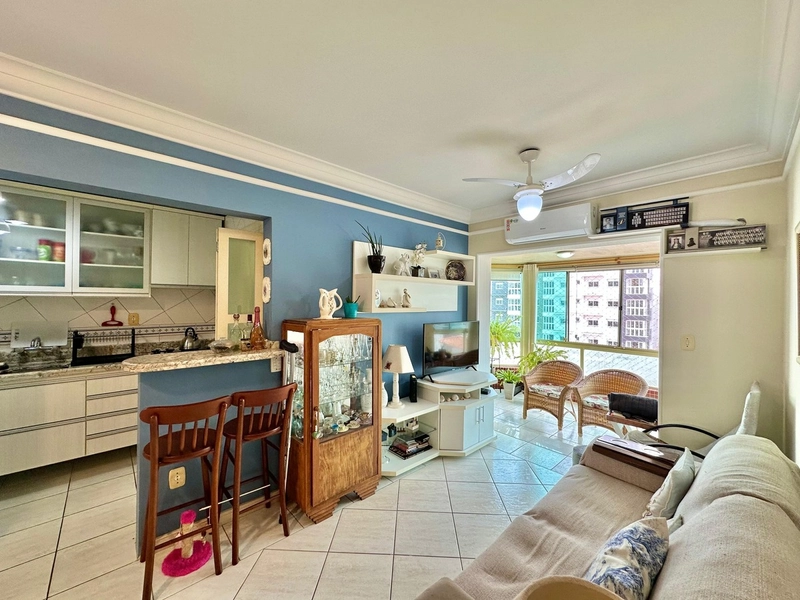 APARTAMENTO À VENDA COM SACADA DE FRENTE: 6ª foto da galeria de imagens do imóvel