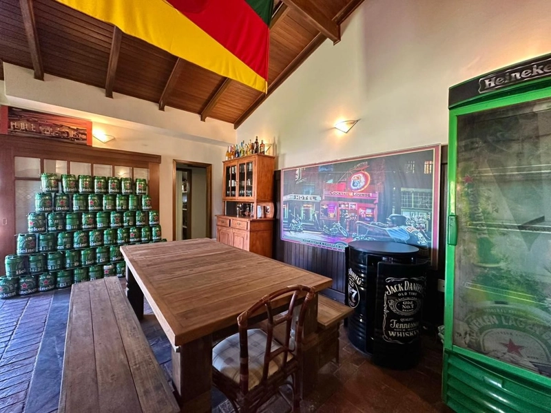 Incrível mansão à venda em Atlântida!: 33ª foto da galeria de imagens do imóvel