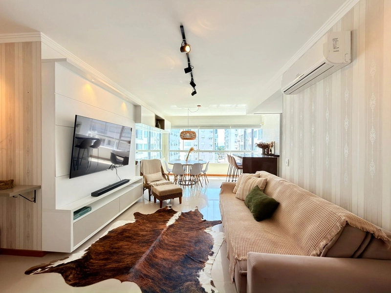 APARTAMENTO DE FRENTE AO LADO DA PRAÇA LUTURANA!!!: 1ª foto da galeria de imagens do imóvel