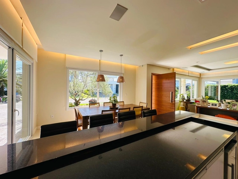 CASA EM CONDOMÍNIO FECHADO DE R$ 2.300.000,00 POR R$ 1.970.000,00: 21ª foto da galeria de imagens do imóvel