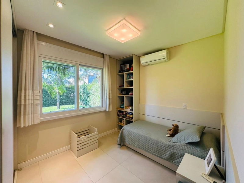 CASA EM CONDOMÍNIO FECHADO DE R$ 2.300.000,00 POR R$ 1.970.000,00: 38ª foto da galeria de imagens do imóvel