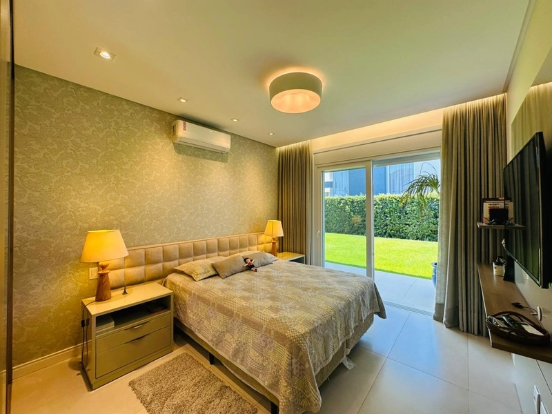 CASA EM CONDOMÍNIO FECHADO DE R$ 2.300.000,00 POR R$ 1.970.000,00: 26ª foto da galeria de imagens do imóvel