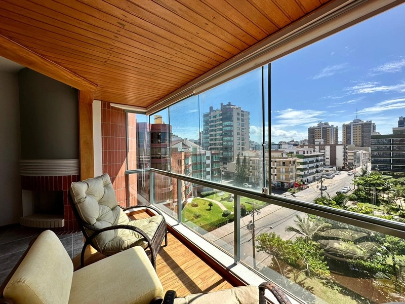APARTAMENTO DE FRENTE PARA A PRAÇA DO FAROL!: 1ª foto da galeria de imagens do imóvel