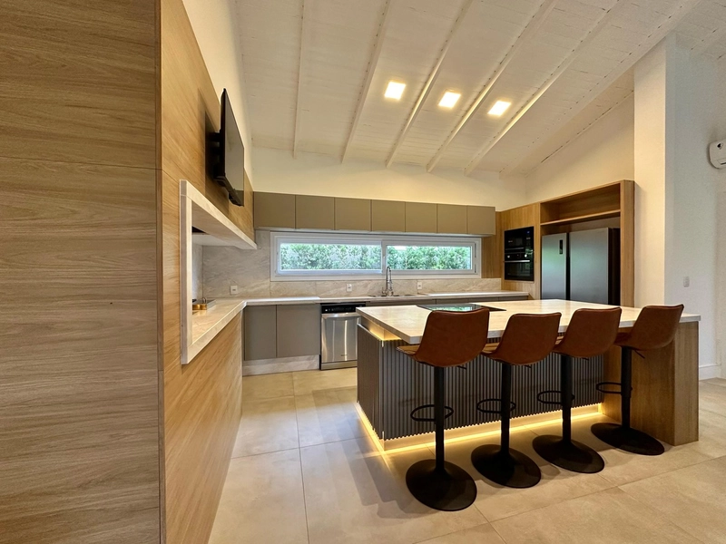 CASA À VENDA EM ATLÂNTIDA PRÓXIMO AO CENTRO: 6ª foto da galeria de imagens do imóvel