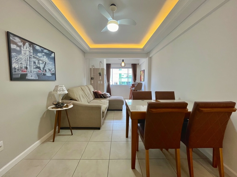 Apartamento de frente com churrasqueira na sacada no bairro Navegantes: 2ª foto da galeria de imagens do imóvel