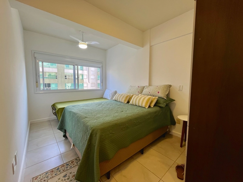 Apartamento de frente com churrasqueira na sacada no bairro Navegantes: 1ª foto da galeria de imagens do imóvel
