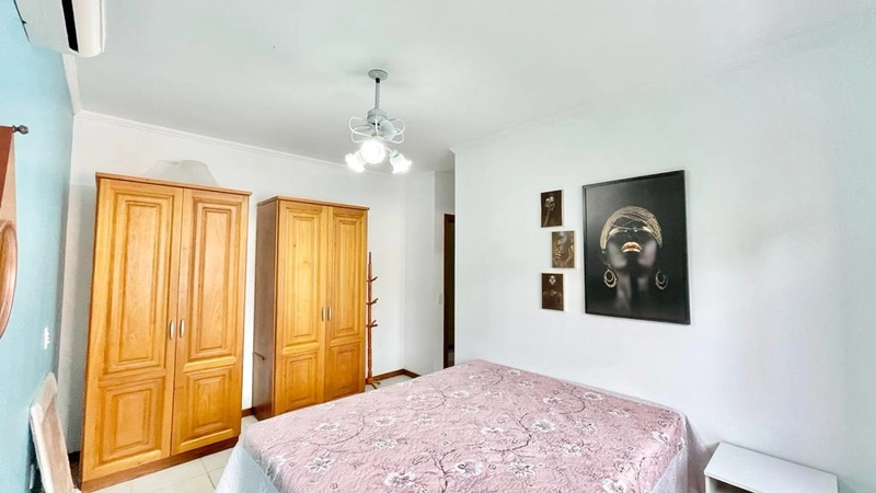 Casa a uma quadra do mar: 46ª foto da galeria de imagens do imóvel