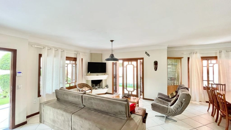 Casa a uma quadra do mar: 41ª foto da galeria de imagens do imóvel
