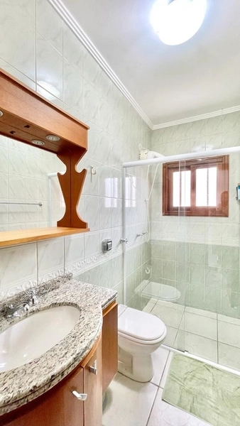 Casa a uma quadra do mar: 17ª foto da galeria de imagens do imóvel