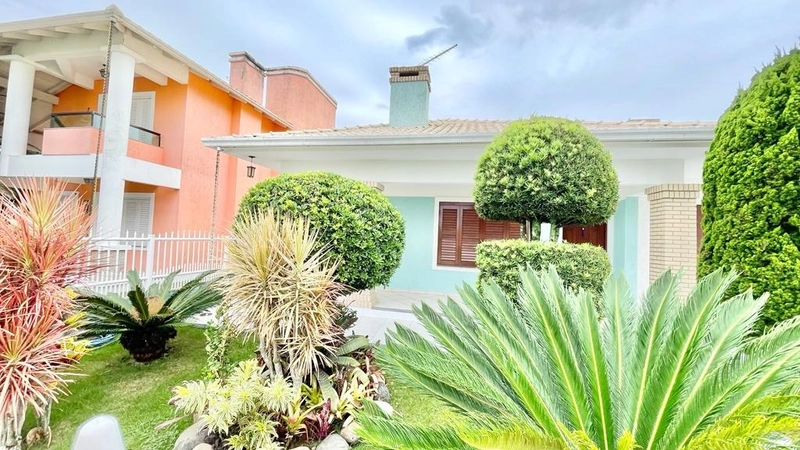 Casa a uma quadra do mar: 36ª foto da galeria de imagens do imóvel