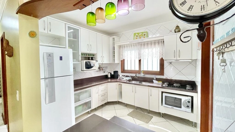 Casa a uma quadra do mar: 44ª foto da galeria de imagens do imóvel