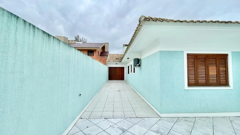 Casa a uma quadra do mar: 40ª foto da galeria de imagens do imóvel