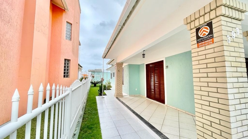 Casa a uma quadra do mar: 15ª foto da galeria de imagens do imóvel