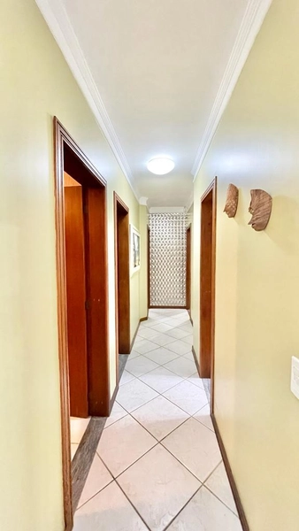 Casa a uma quadra do mar: 29ª foto da galeria de imagens do imóvel