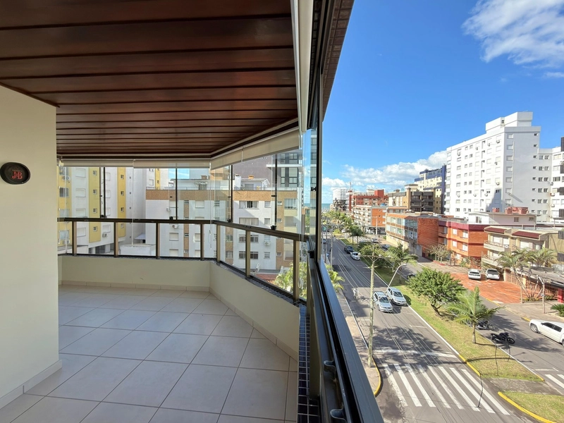 APARTAMENTO DE ESQUINA, COM VISTA PARA O MAR: 4ª foto da galeria de imagens do imóvel