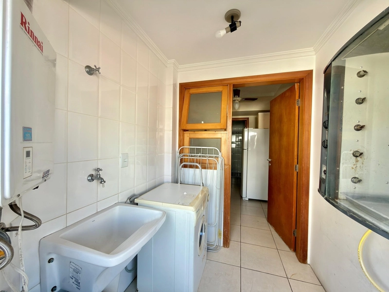 APARTAMENTO DE ESQUINA, COM VISTA PARA O MAR: 20ª foto da galeria de imagens do imóvel